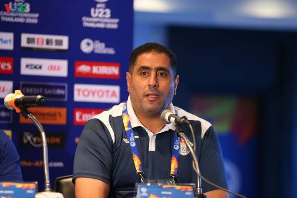HLV Ahmed Abu Ismail của U23 Jordan mạnh dạn “khiêu chiến“ U23 Việt Nam.