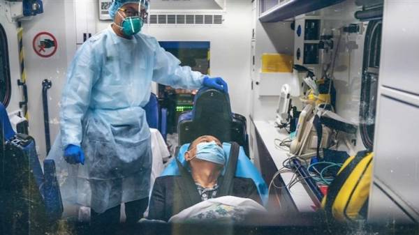 Các nhà khoa học đang ngày đêm tìm cách chế tạo vắc-xin ngăn ngừa virus Corona