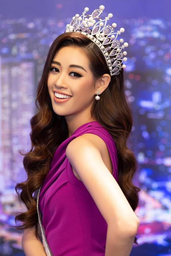 Hoa hậu Khánh Vân: "Năm nay tôi đón Tết hoành tráng vì có ...