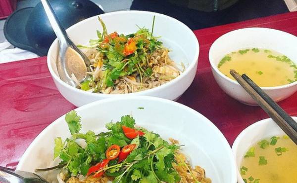 2 bát phở trộn “quý tộc“ giá tận 300k khiến dân tình hoảng hốt (ảnh minh họa)
