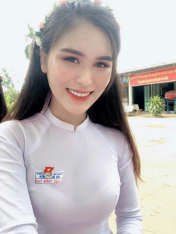 Cô gái 2K Trà Vinh tập gym, dưỡng da trắng trẻo quay về trả thù người yêu đá bỏ theo hot girl 4