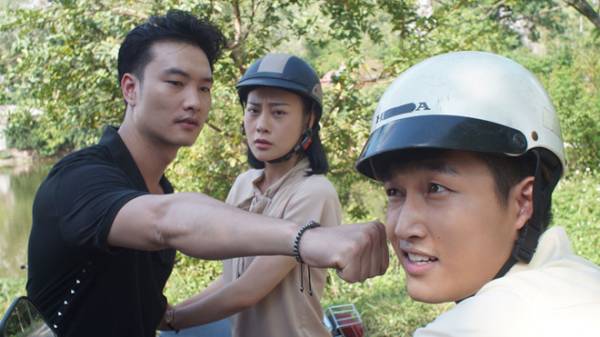 Phim Cô gái nhà người ta