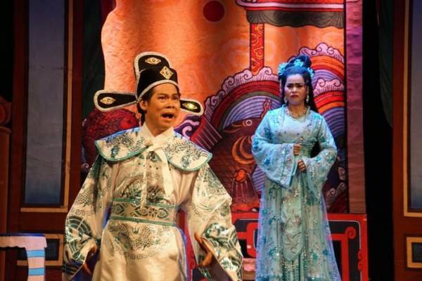 Một cảnh trong vở “Nghề nuôi quan”