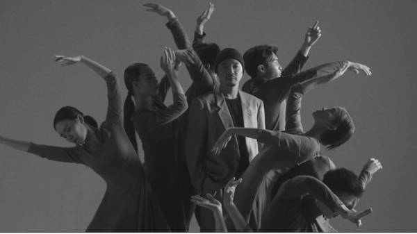 Ca sĩ Hà Lê trong MV Biển nhớ hát nhạc Trịnh với rap, hip hop