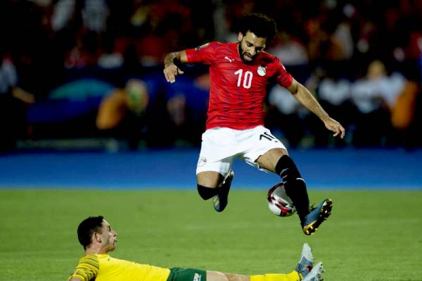 Liên đoàn bóng đá Ai Cập xác nhận sẽ triệu tập ngôi sao của Liverpool, Mohamed Salah tham dự Olympic Tokyo 2020.
