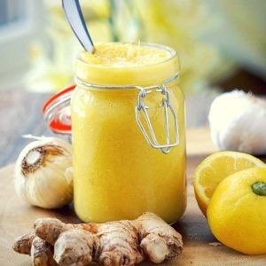 Thức uống tăng cường miễn dịch để phòng bệnh khi thời tiết thất thường