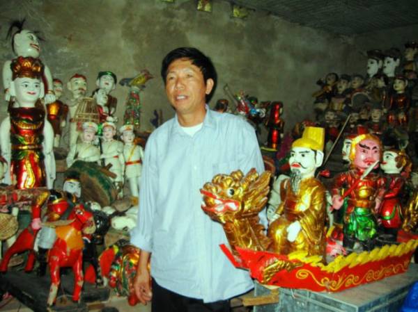 Bảo tàng rối của ông Mẽ đã lên đến hàng nghìn con.