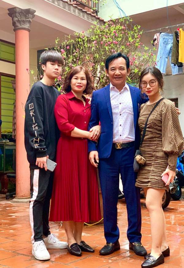Gia đình hạnh phúc của nghệ sĩ Quang Tèo.