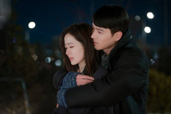 Lý do yêu xa ban đầu nồng nàn, càng về sau càng chóng tàn