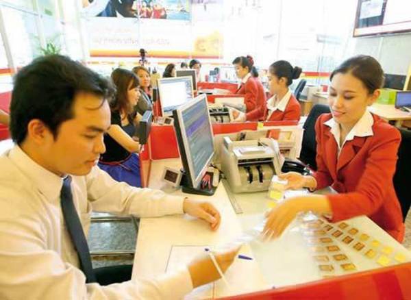 Giá vàng hôm nay: treo cao.