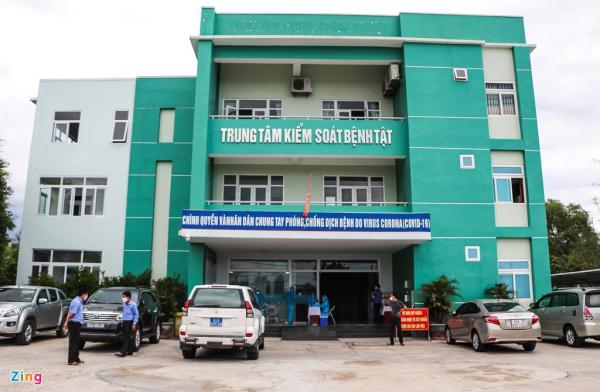 Khử trùng trụ sở CDC Quảng Nam vì có nhân viên mắc Covid-19