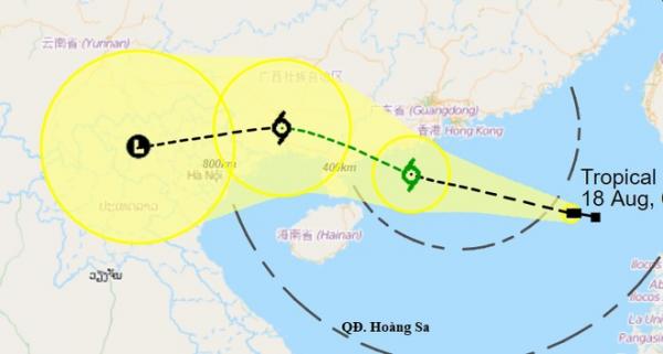 Áp thấp nhiệt đới đang mạnh thành bão, Hà Nội tiếp tục mưa lớn