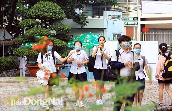 Đồng Nai hoàn thành chấm thi tốt nghiệp THPT sớm
