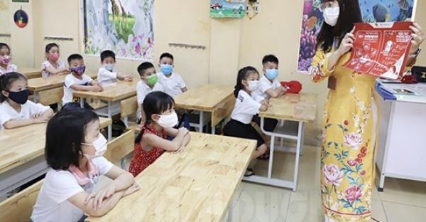 Học sinh tiểu học chỉ học 1 buổi/ngày