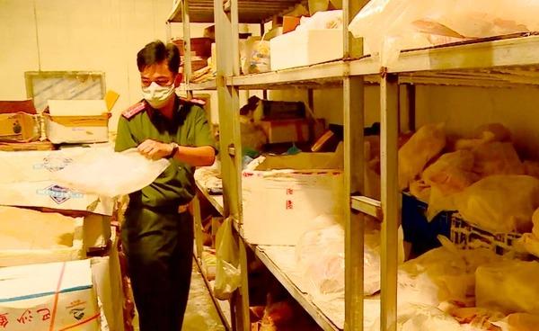 Phát hiện hơn 6,6 tấn thực phẩm nhập khẩu có dấu hiệu bất thường