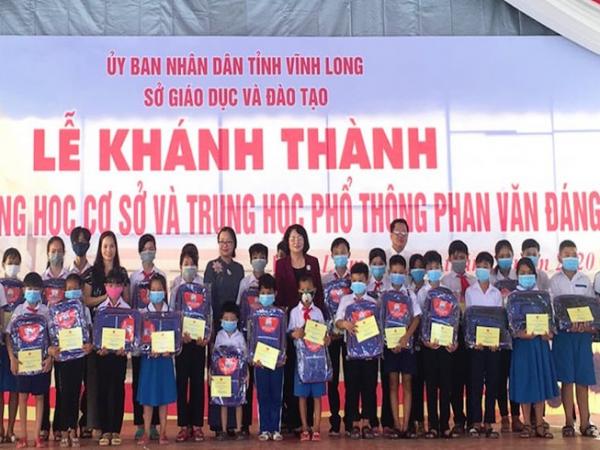 Phó Chủ tịch nước dự khai giảng ở Vĩnh Long