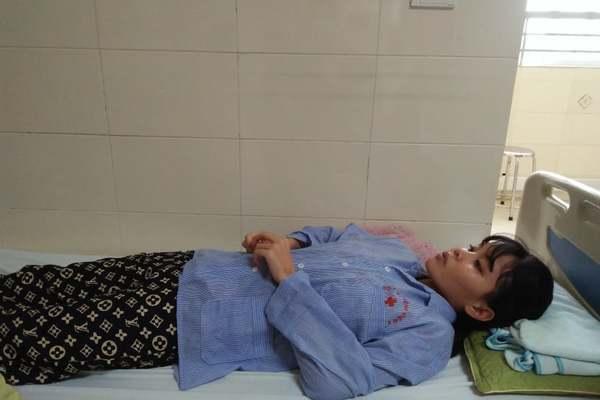 Cuộc đời bi thảm của nữ sinh bị bỏ rơi từ khi mới chào đời