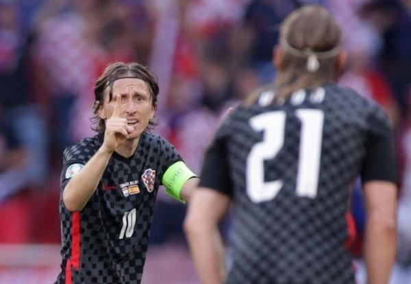 EURO 2020 ngày 29/6: Luka Modric nổi cáu với đồng đội, Pedri phá kỷ lục EURO