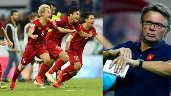 HLV Troussier: “Đội tuyển Việt Nam có thể học tập hiện tượng Đan Mạch”