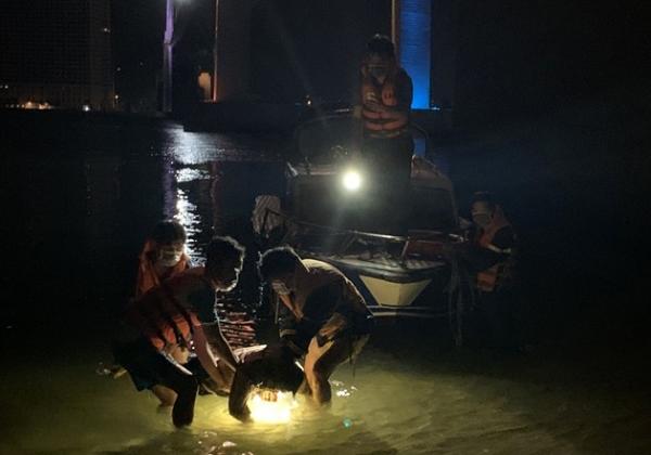 Nhân viên giao hàng bất ngờ gieo mình xuống sông Hàn tự ƫử