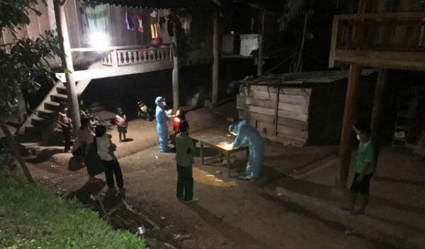 Bản vùng cao Nghệ An thêm 2 ca mới, sáng đèn truy vết suốt đêm