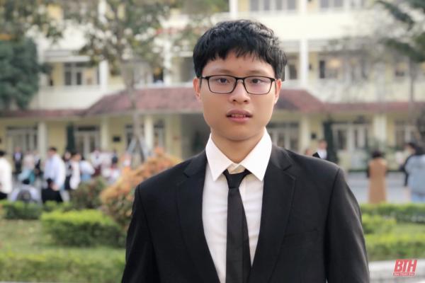 Học sinh trường THPT Chuyên Lam Sơn đoạt Huy chương Bạc Olympic Vật lí Quốc tế 2021