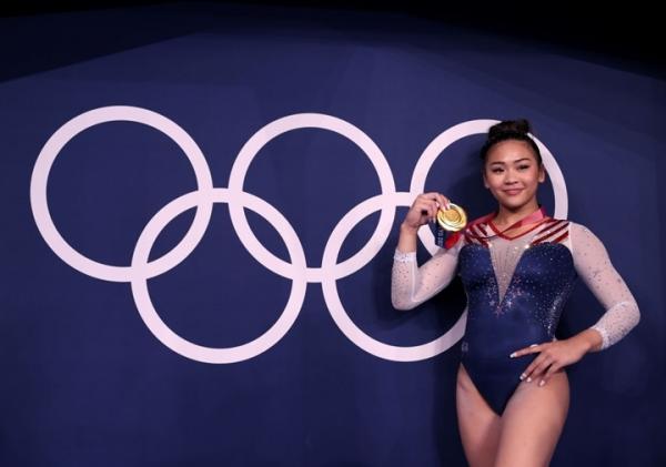 Những nhà vô địch Olympic túng quẫn, phải bán huy chương sống qua ngày