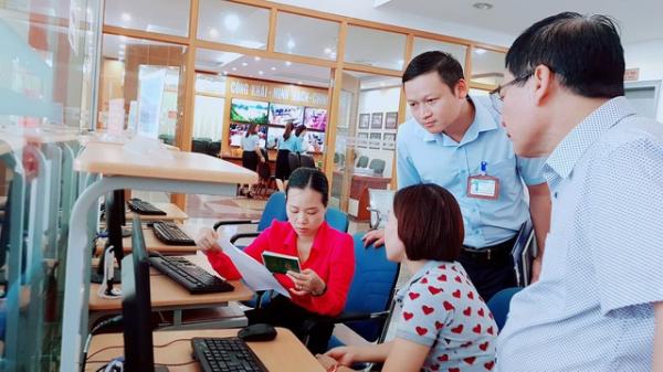 Chủ tịch UBND tỉnh chỉ đạo nâng cao chất lượng đội ngũ cán bộ, công chức, viên chức các cấp