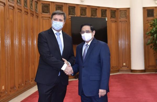 Ba Lan tặng và nhượng lại 3,5 triệu liều vắc xin COVID-19 cho Việt Nam