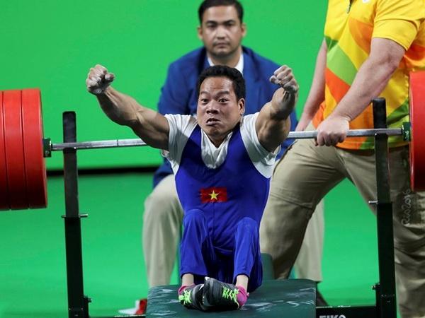 Đoàn Việt Nam lên đường dự Paralympic 2020